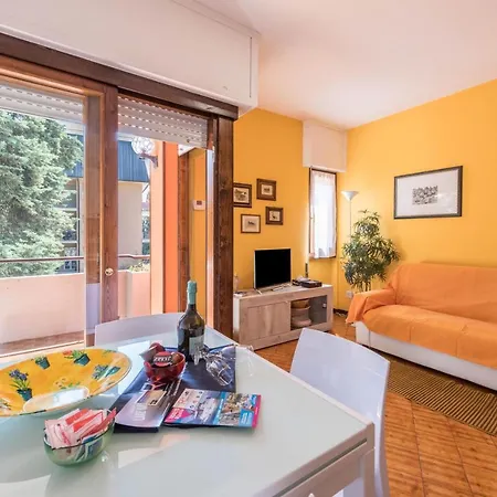Emma Garda Apartment *