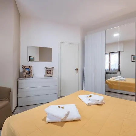 Apartment Emma Garda Gardone Riviera